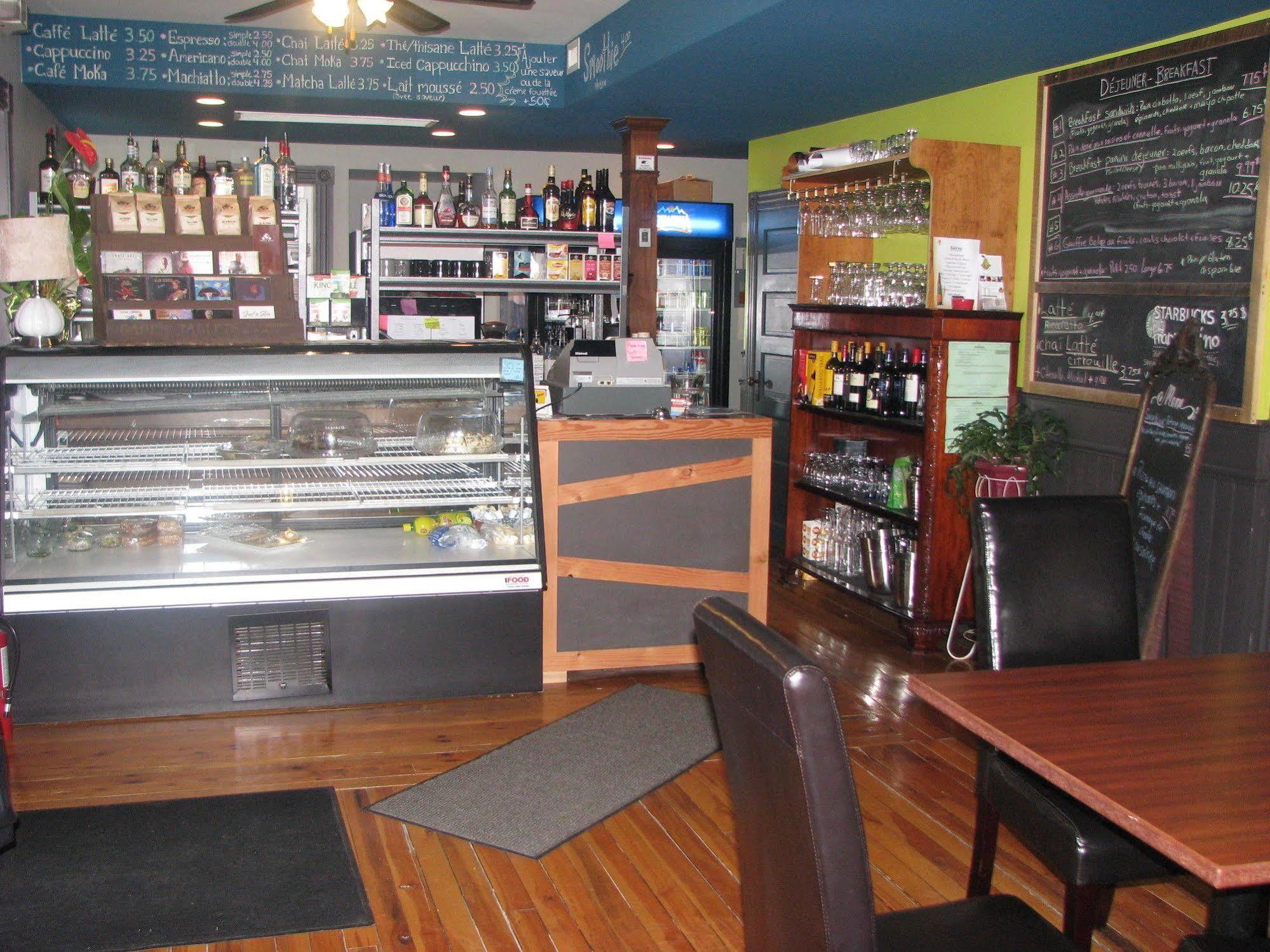 Auberge D'Anjou-Cocooning Cafe Petit Rocher Luaran gambar